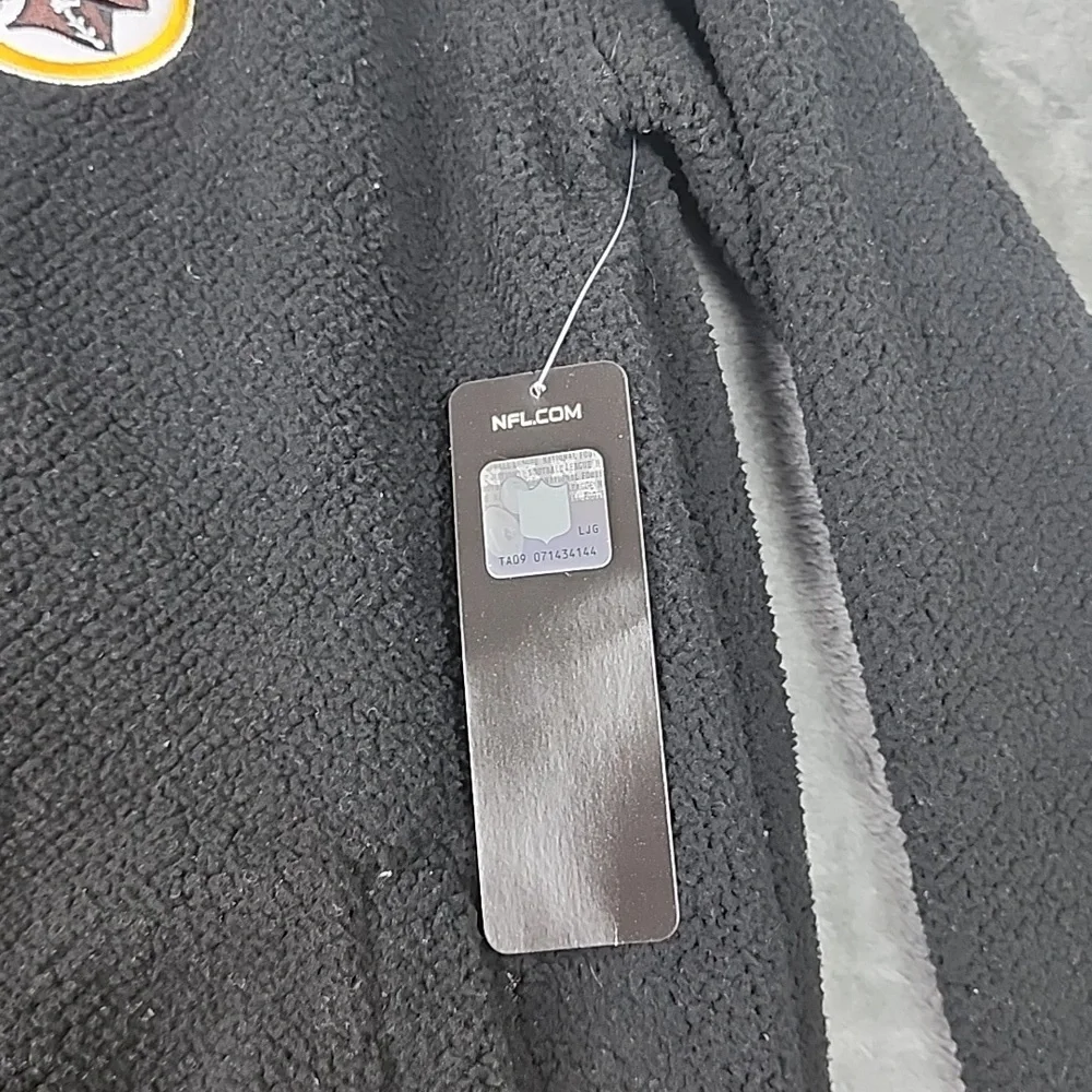 NFL Team Apparel Redskins zip up fleece Hoodie. NWT . Size S - Picture 7 of 10